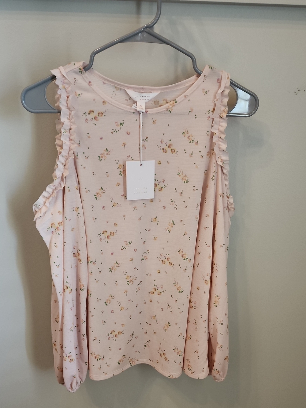 LC Lauren Conrad Light Pink Floral Ruffle Tank